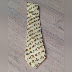 Hermes 100% Soie Tie 7924 yellow squirrel